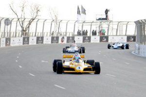 Формула-1 в Баку задержится