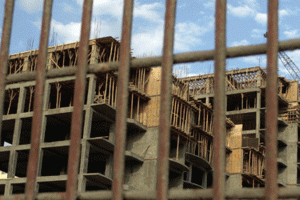 В Азербайджане все больше случаев мошенничества в сфере строительства и недвижимости