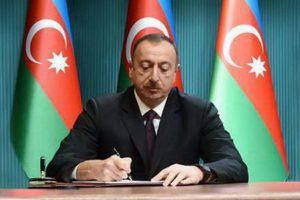 Учителей в Азербайджане поздравили и наградили