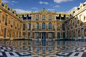 Версаль: абсолютизм и гармония, воспетые в архитектуре