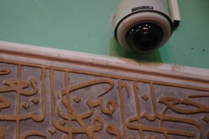 Камеры в мечетях Азербайджана против радикализма не помогут