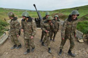 С кем воюет армянская армия?