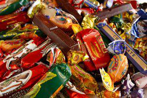 Новый год в Азербайджане: просроченные сладости уже в продаже