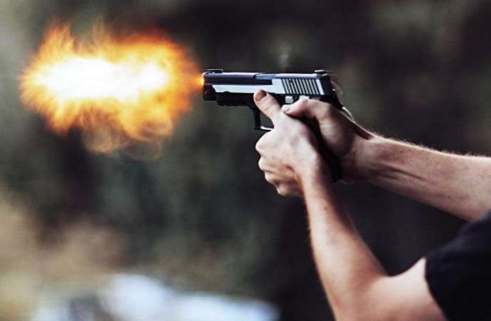 gun-shot-shooting-pistolet-kriminal