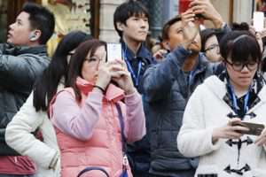 Азербайджан ждет туристов из Индонезии, Японии и Южной Кореи