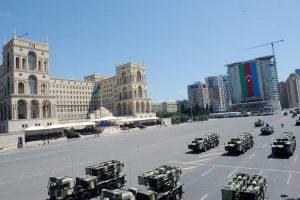 Украина намерена закупить оружие у Азербайджана