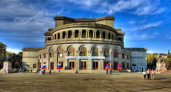 opera-teatr-armenia