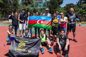 Душан Булут благословил баскетболистов в Азербайджане (ФОТО)