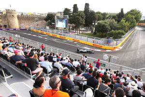 Формулу-1 в Баку посетило более 70,000 человек