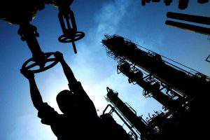 Почти 94% импортируемой Украиной нефти приходится на Азербайджан