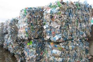 Эксперт рассказал, что Азербайджан производит из отходов