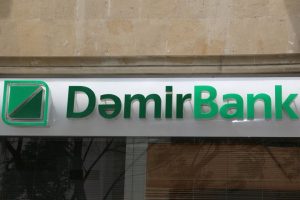 Эксперт рассказал, почему DəmirBank «пошел ко дну»