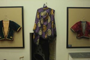 В Баку представлена уникальная выставка исторической одежды