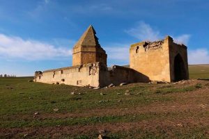 Башенные мавзолеи Ширвана — шедевры средневекового азербайджанского зодчества