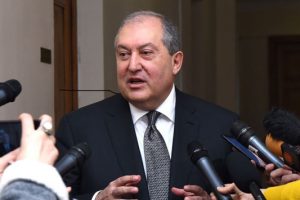Армения: Президент новый, проблемы старые