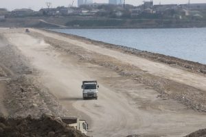 В Баку началось строительство новой автодороги (ФОТО)