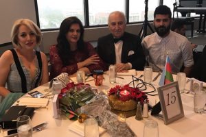 Азербайджанцы в Чикаго отметили 100-летие АДР